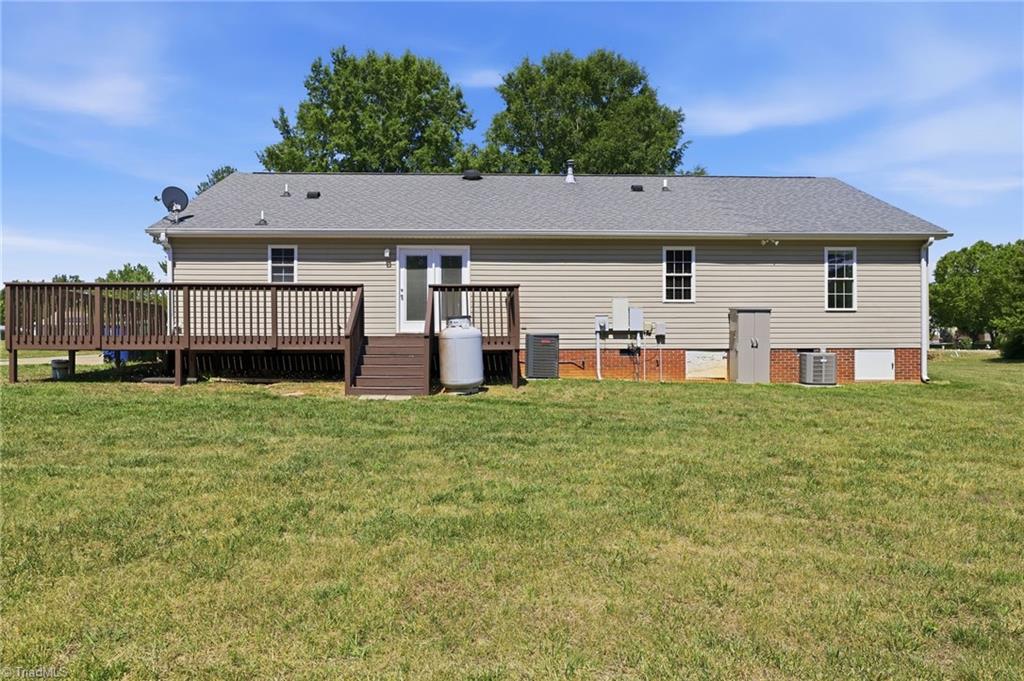 161 Lawrence Road Stokesdale, NC 27357 - Photo 5 of 45