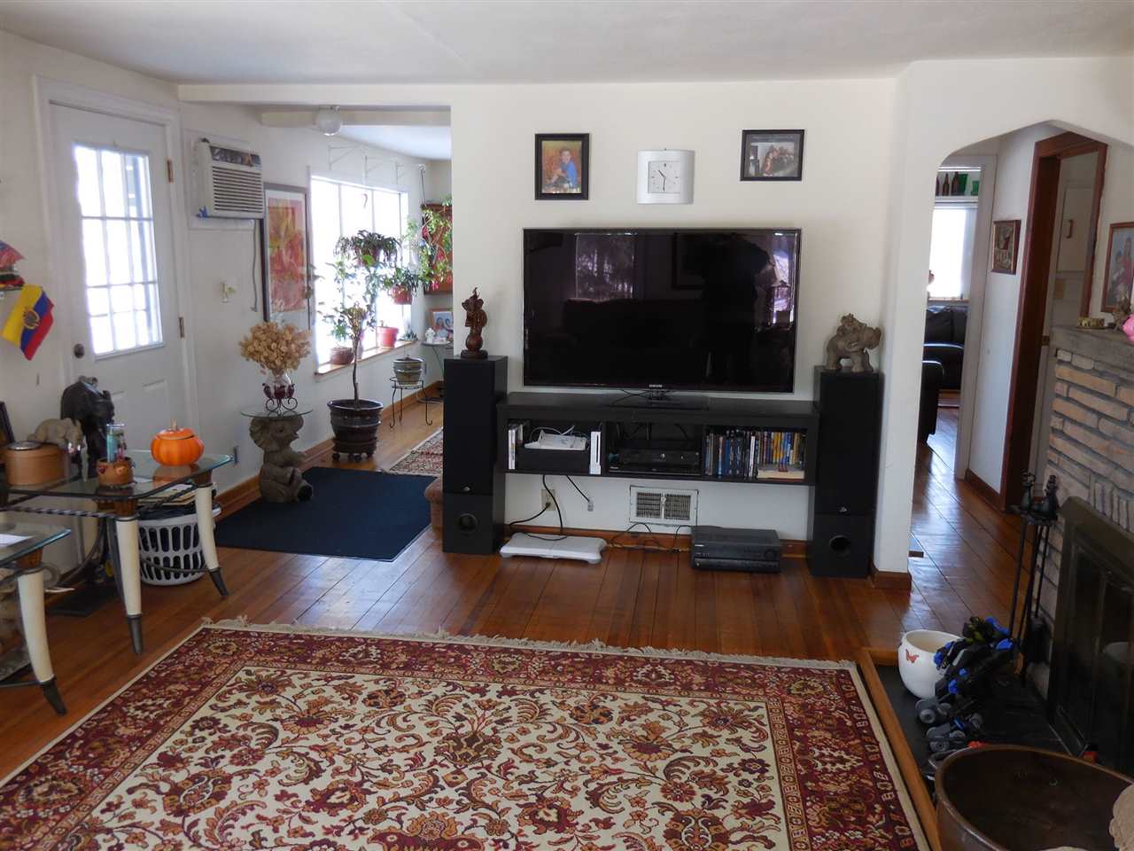 9126 Coldwater Road Fort Wayne, IN 46825 - Photo 4 of 20 Gallery Image 4