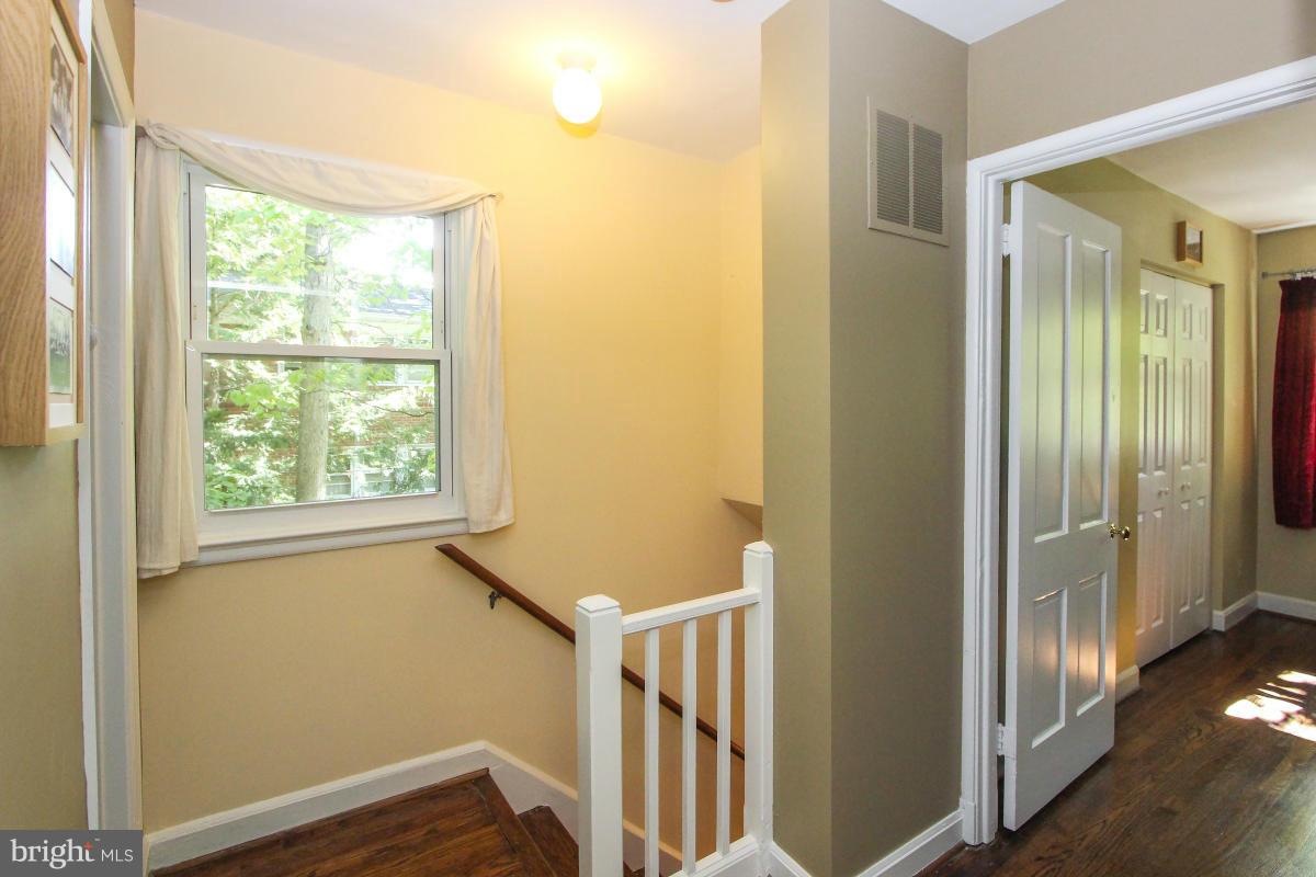 8636 Geren Road, Unit 141 Silver Spring, MD 20901 - Photo 15 of 26 Interior (General)