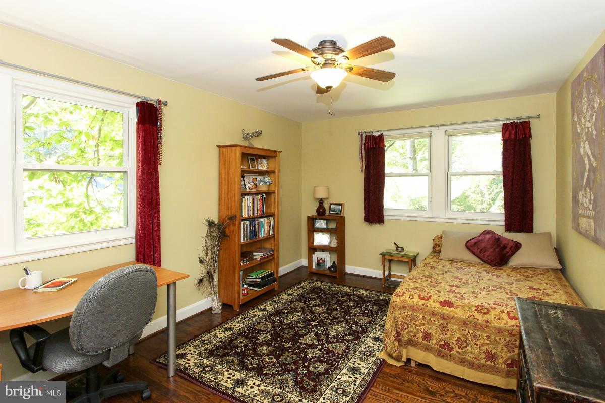 8636 Geren Road, Unit 141 Silver Spring, MD 20901 - Photo 16 of 26 Bedroom1