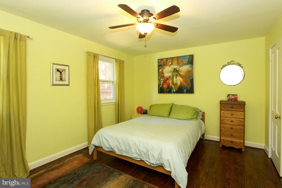 8636 Geren Road, Unit 141 Silver Spring, MD 20901 - Photo 21 of 26 Bedroom2