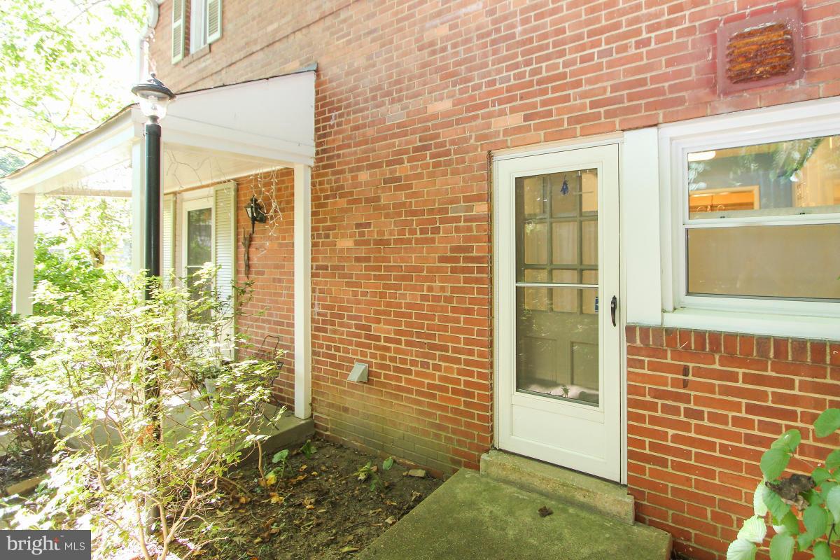 8636 Geren Road, Unit 141 Silver Spring, MD 20901 - Photo 5 of 26 Exterior (Front)