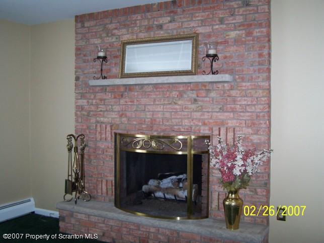 402 Fairview Road Clarks Green, PA 18411 - Photo 7 of 11 Gallery Image 7