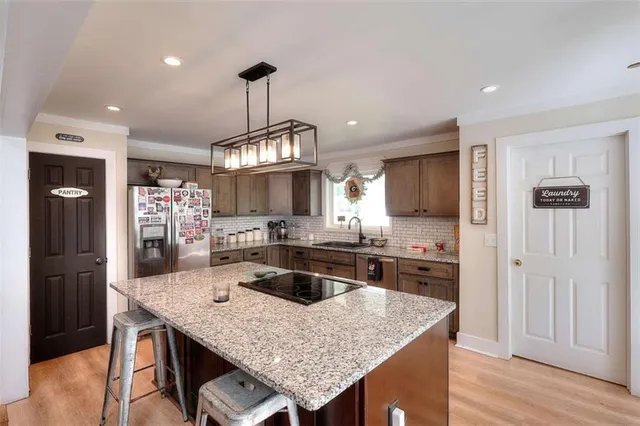 $579,000 | 377 Lakeview Drive, Newborn, GA 30056