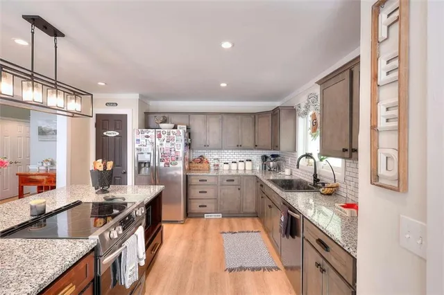 $579,000 | 377 Lakeview Drive, Newborn, GA 30056