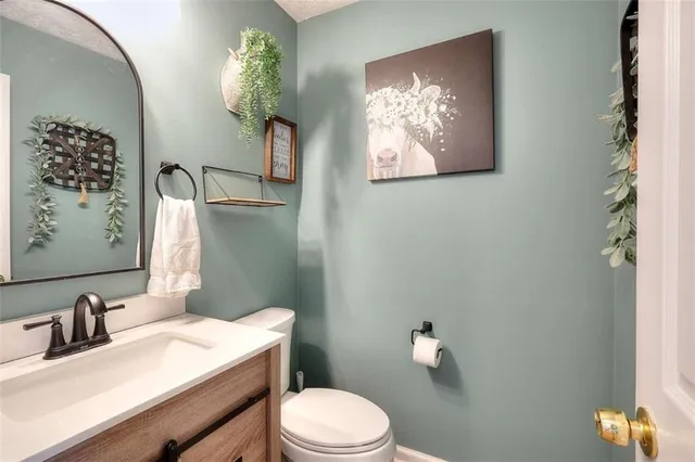 $579,000 | 377 Lakeview Drive, Newborn, GA 30056