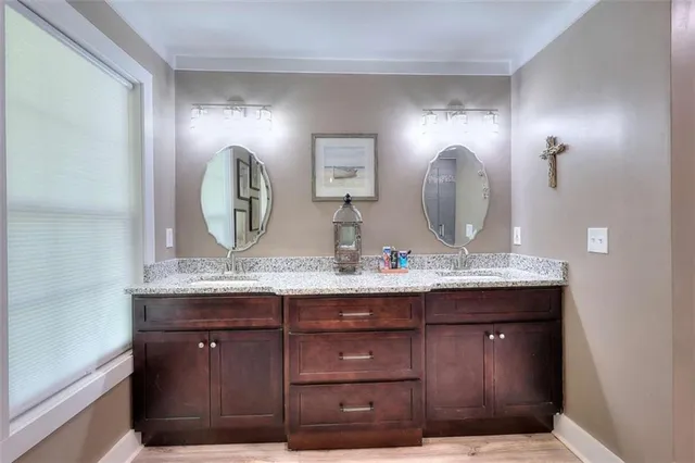 $579,000 | 377 Lakeview Drive, Newborn, GA 30056