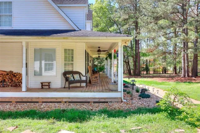 $579,000 | 377 Lakeview Drive, Newborn, GA 30056