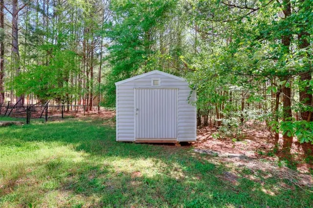 $579,000 | 377 Lakeview Drive, Newborn, GA 30056