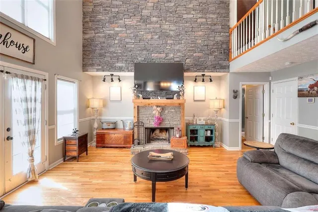 $579,000 | 377 Lakeview Drive, Newborn, GA 30056