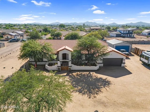 $875,000 | 907 East Carlise Road, Phoenix, AZ 85086