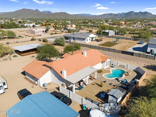 $875,000 | 907 East Carlise Road, Phoenix, AZ 85086