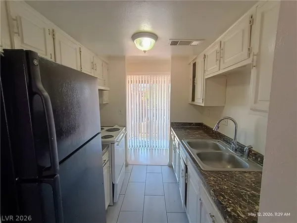 $975 | 3655 Kolendo Court, Unit D, Las Vegas, NV 89103