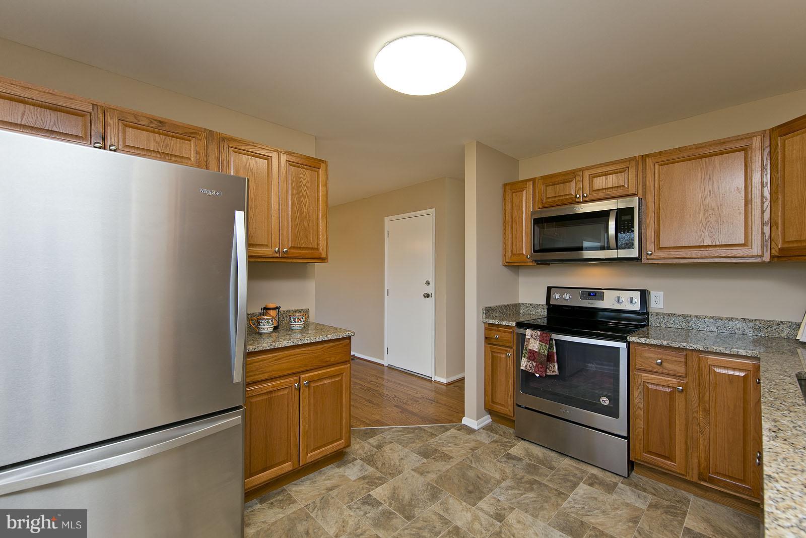 312 Russelcroft Road Winchester, VA 22601 - Photo 4 of 30 Kitchen w/new SS appliances