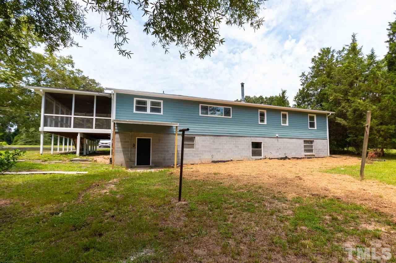 4028 Redwood Road Durham, NC 27704 - Photo 6 of 25