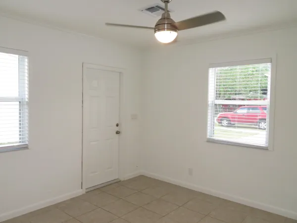 $1,550 | 340 Fleming Avenue, Unit A, Greenacres, FL 33463
