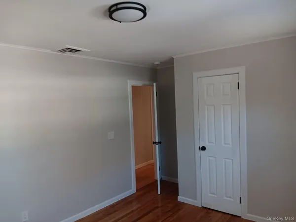 $3,800 | 150 Albany Avenue, West Babylon, NY 11704