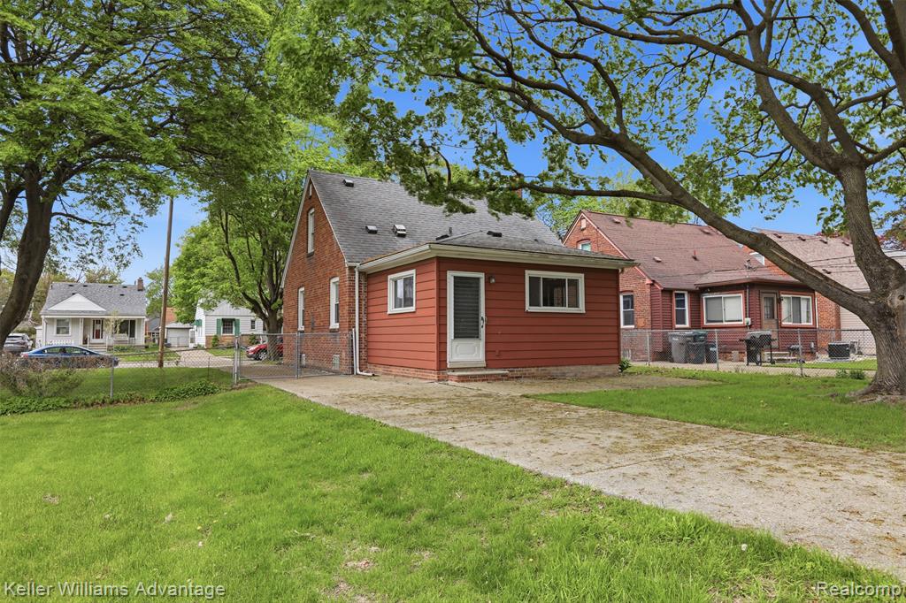 3807 Harding Street Dearborn, MI 48124 - Photo 26 of 38