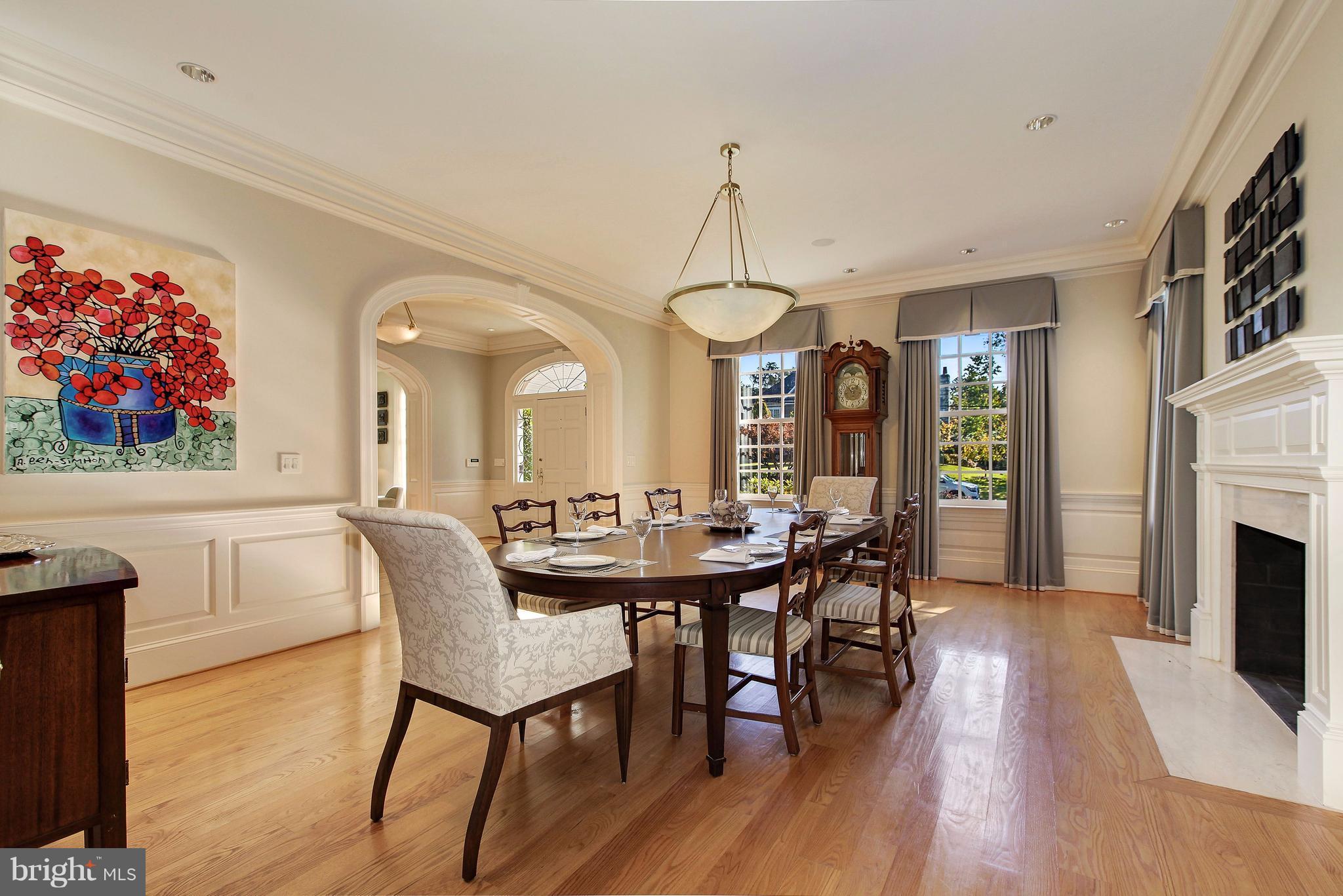 10020 Counselman Road Potomac, MD 20854 - Photo 5 of 30 Dining Room
