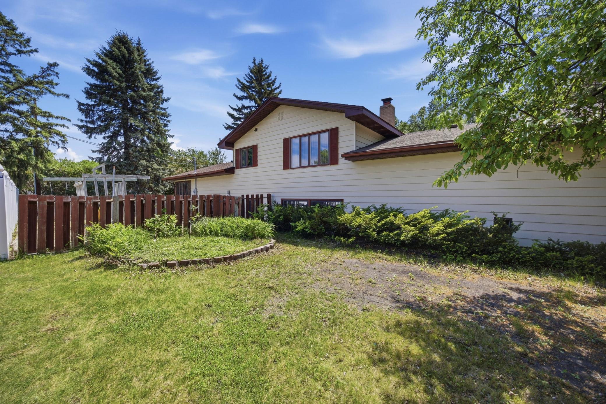 1304 26th Avenue South Moorhead, MN 56560 - Photo 4 of 26