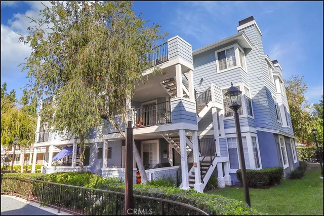 $2,600 | 23412 Pacific Park Drive, Unit 9L, Aliso Viejo, CA 92656