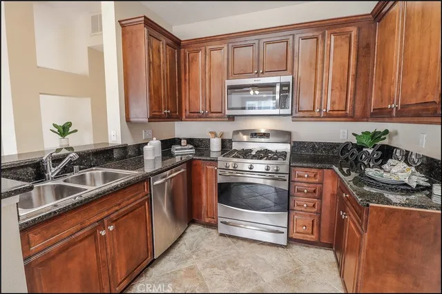 $2,600 | 23412 Pacific Park Drive, Unit 9L, Aliso Viejo, CA 92656