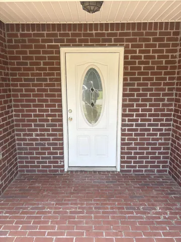 $1,750 | 506 Skylark Road, Mary Esther, FL 32569