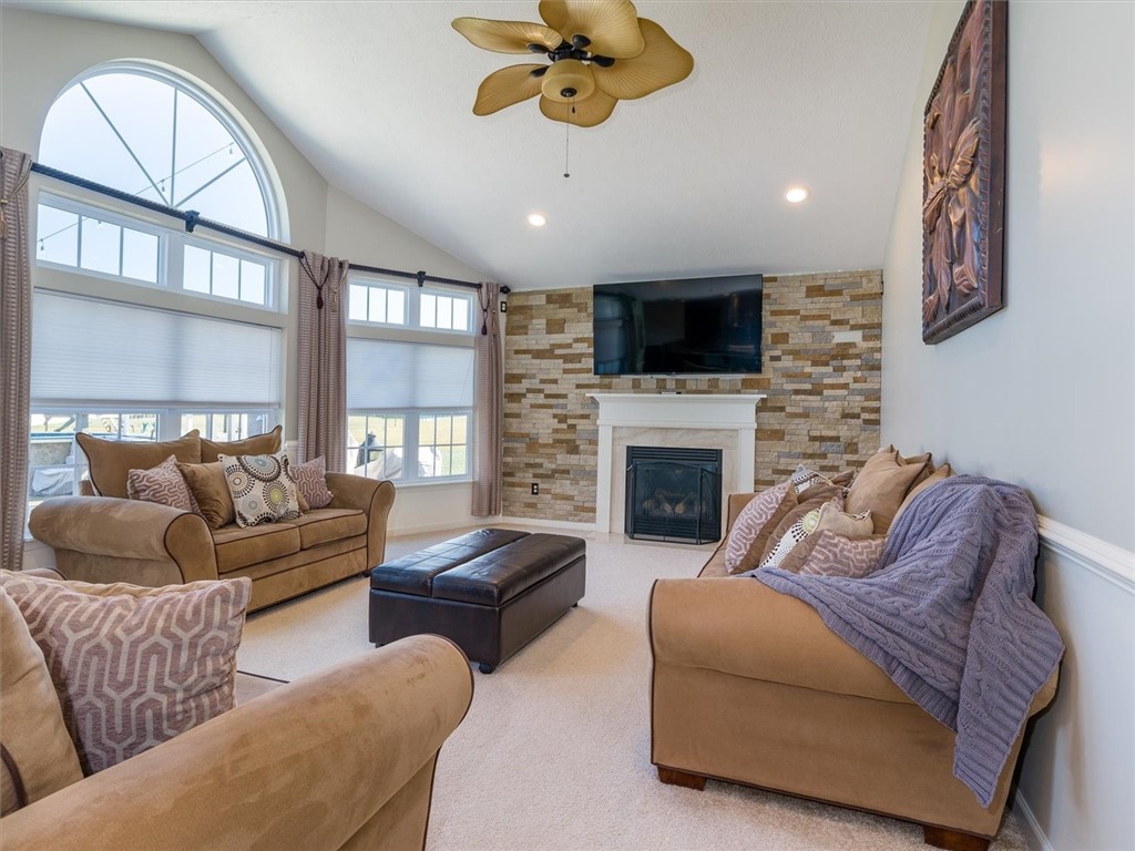 31 Bracknell Circle Henrietta, NY 14586 - Photo 12 of 46