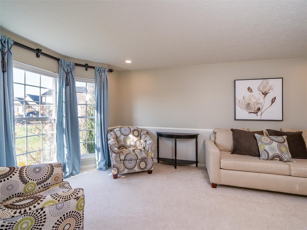 31 Bracknell Circle Henrietta, NY 14586 - Photo 14 of 46