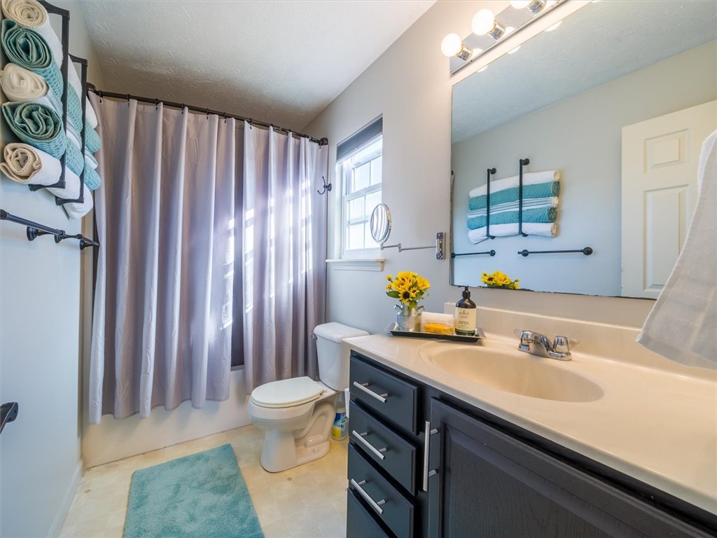 31 Bracknell Circle Henrietta, NY 14586 - Photo 27 of 46