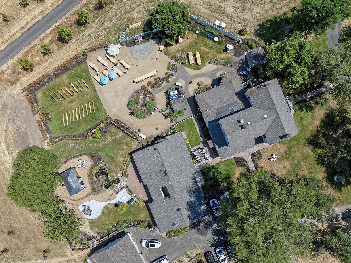 883 Old Stage Road Central Point, OR 97502 - Photo 120 of 123 DJI_20240621152235_0210_D copy