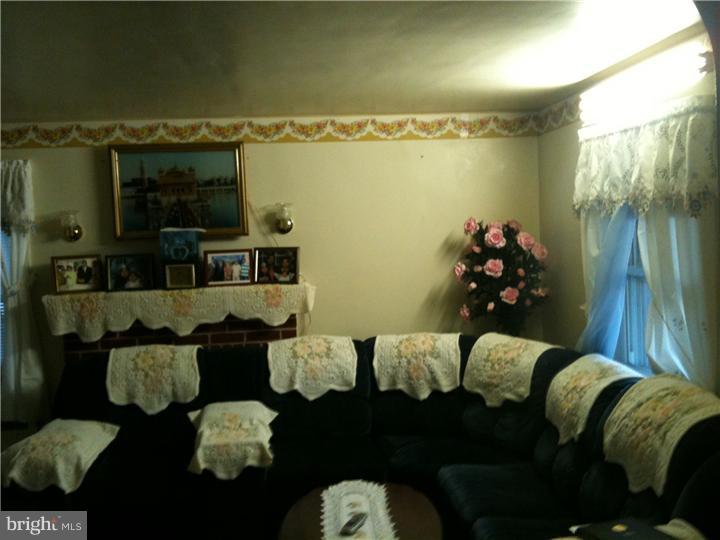 230 Glendale Road Upper Darby, PA 19082 - Photo 12 of 12