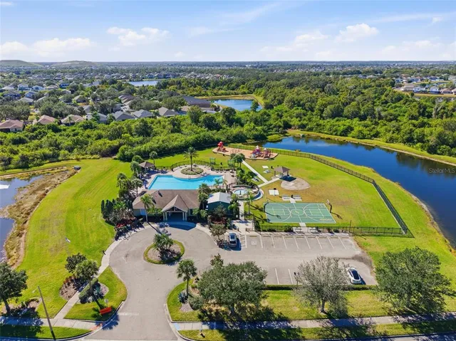 $355,000 | 13801 Chalk Hill Place, Riverview, FL 33579