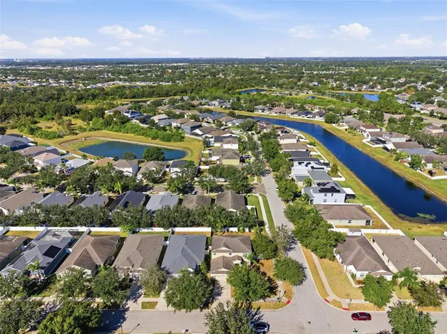 $355,000 | 13801 Chalk Hill Place, Riverview, FL 33579