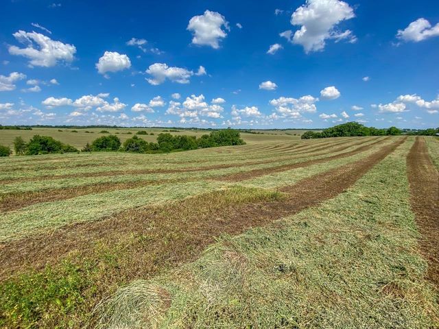 $7,500,000 | 150 Acres County Road Drive, Monroe, WI 53566