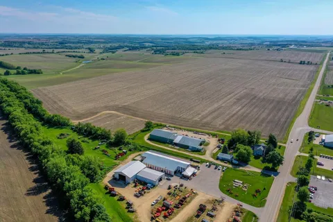 $7,500,000 | 150 Acres County Road Drive, Monroe, WI 53566
