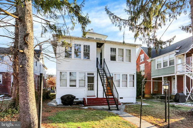 $579,900 | 737 Hummel Avenue, Lemoyne, PA 17043