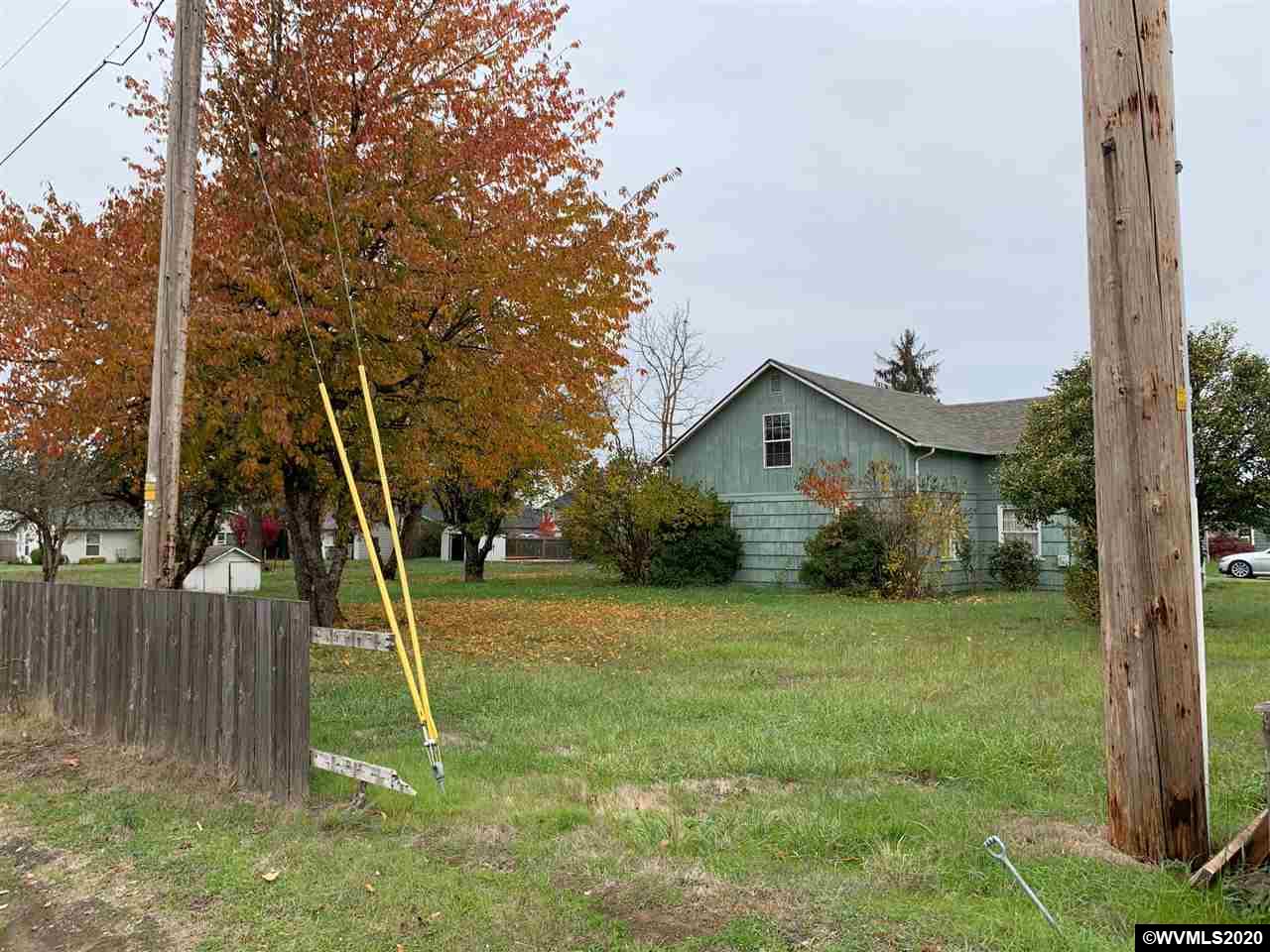 310 Clover Ridge Road Northeast Albany, OR 97322 - Photo 7 of 17