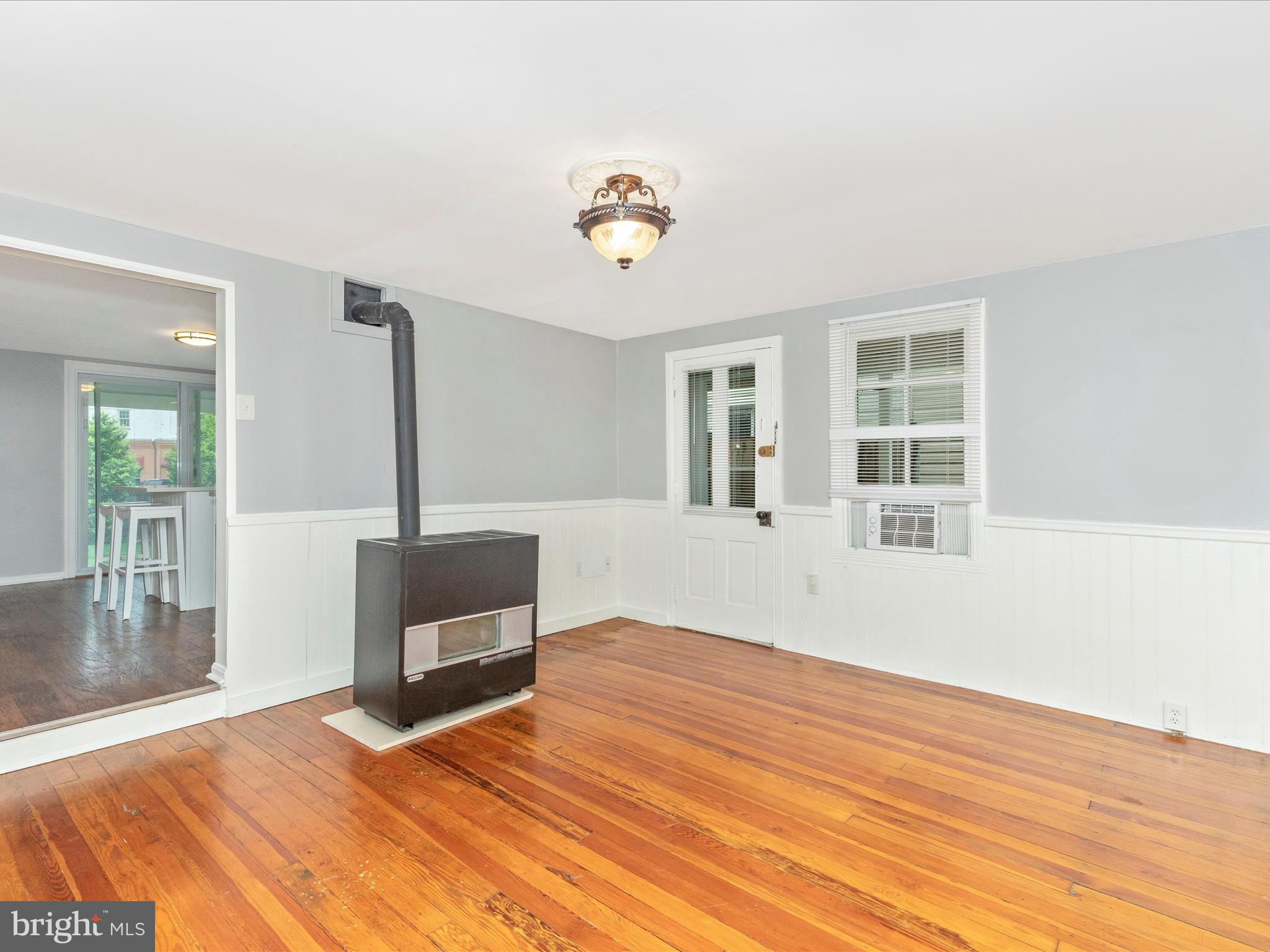123 Water Street Frederick, MD 21701 - Photo 18 of 55 Sitting/Dining Room