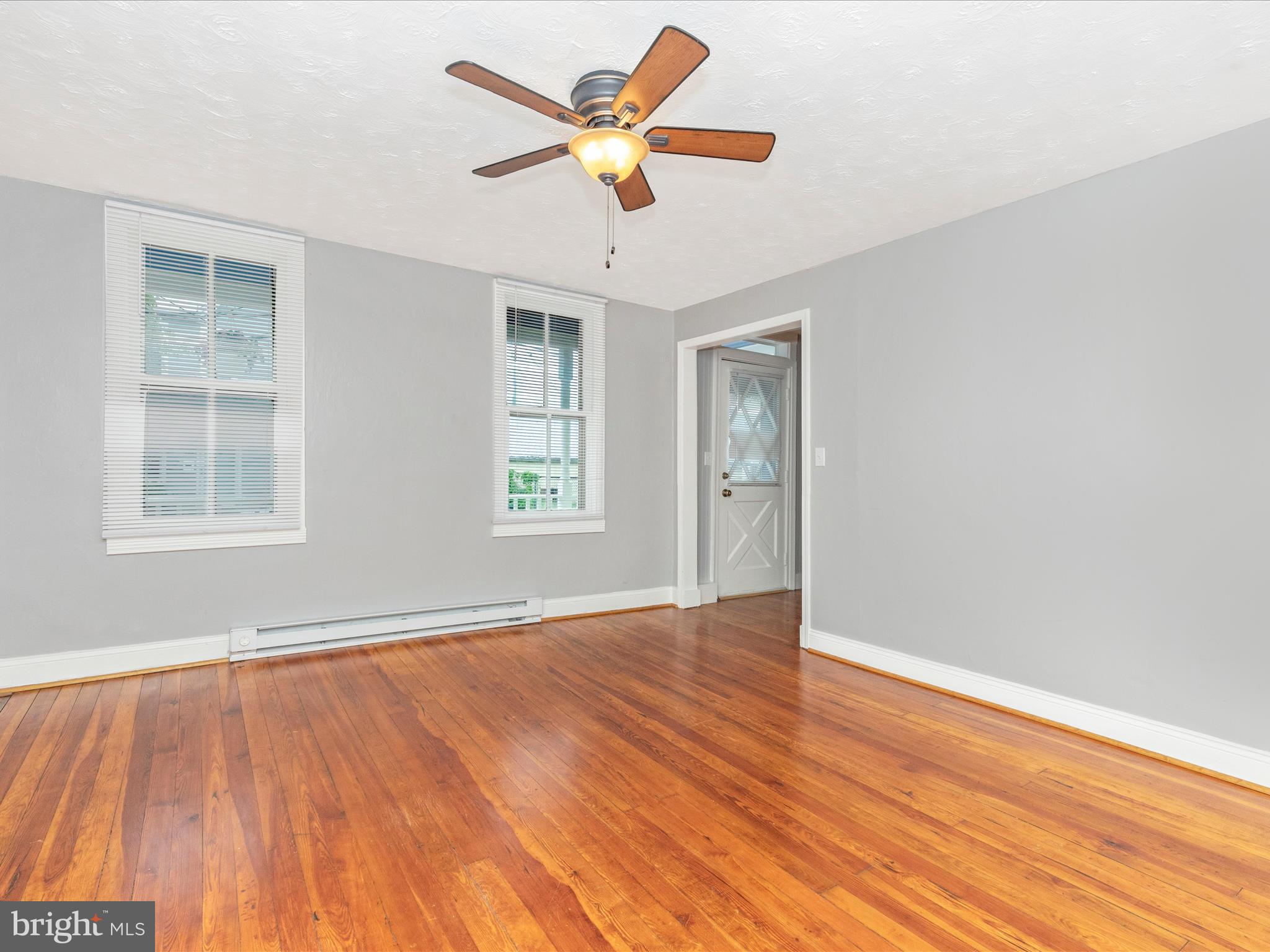 123 Water Street Frederick, MD 21701 - Photo 8 of 55 Living Room