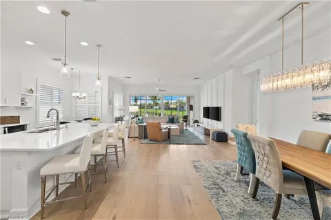 $1,100,000 | 11974 Gardenia Avenue, Naples, FL 34120