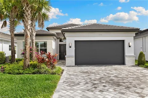 $1,100,000 | 11974 Gardenia Avenue, Naples, FL 34120