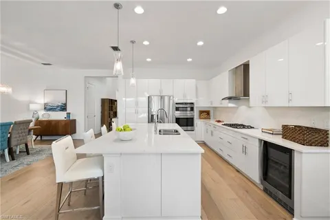 $1,100,000 | 11974 Gardenia Avenue, Naples, FL 34120