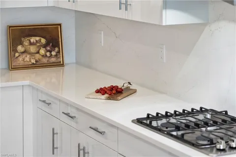 $1,100,000 | 11974 Gardenia Avenue, Naples, FL 34120