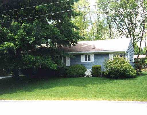 9 Taft Road Cumberland, RI 02864 - Photo 1 of 1 Exterior Front.