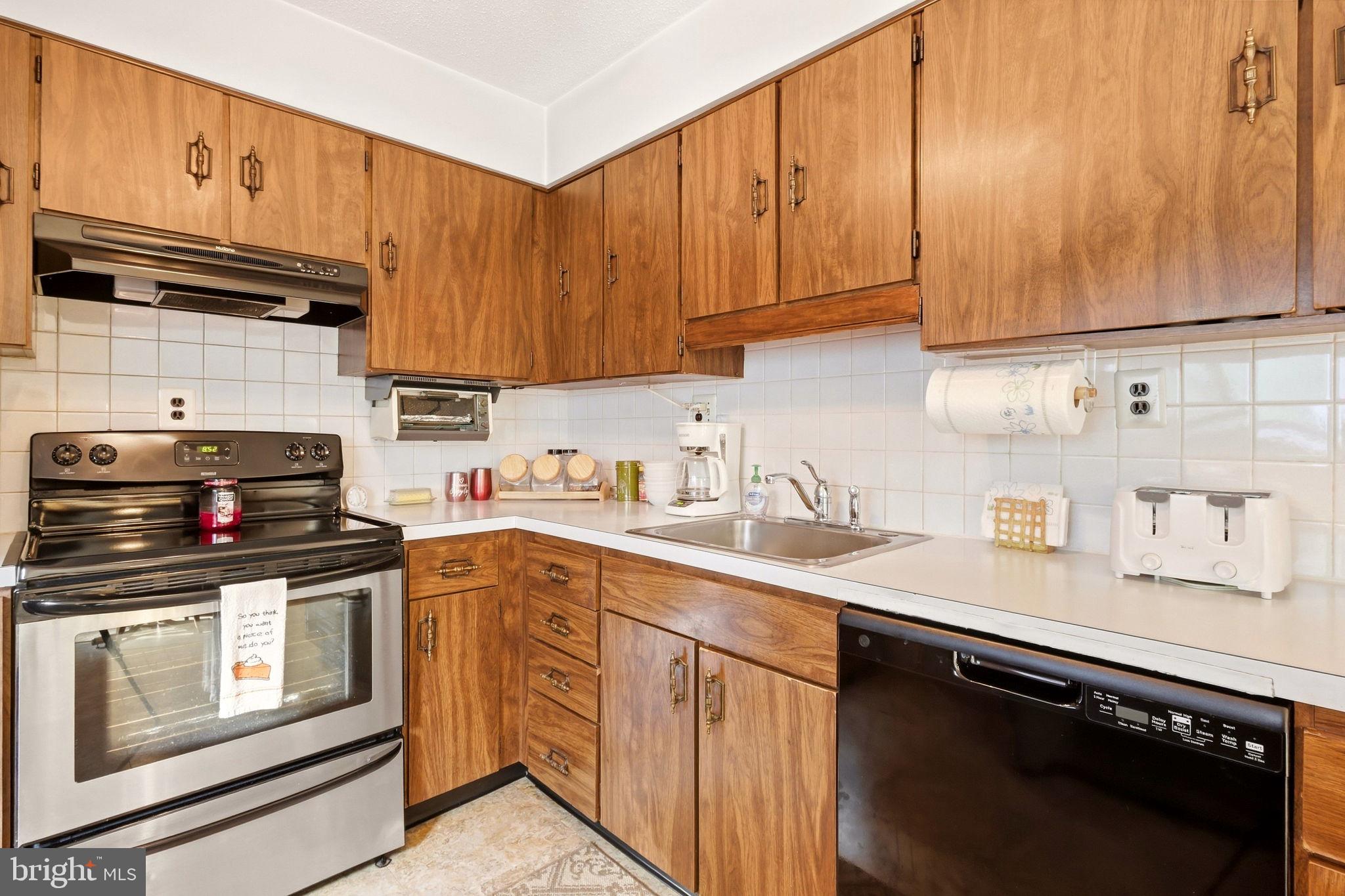 7 Georgetown Road Lindenwold, NJ 08021 - Photo 10 of 25 Gallery Image 10