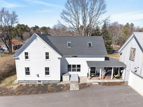 $1,700,000 | 492 West Elm Street, Yarmouth, ME 04096
