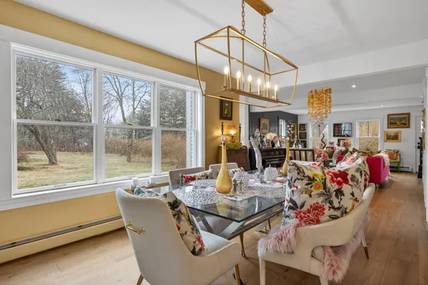 $1,700,000 | 492 West Elm Street, Yarmouth, ME 04096