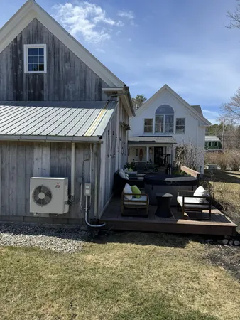 $1,700,000 | 492 West Elm Street, Yarmouth, ME 04096