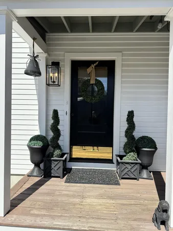 $1,700,000 | 492 West Elm Street, Yarmouth, ME 04096